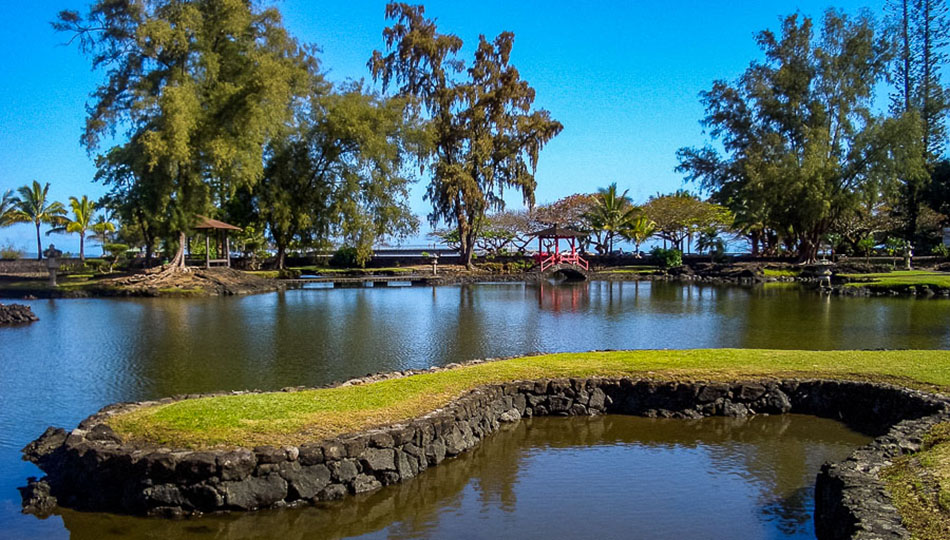 Liliuokalani Gardens | Big Island Guide