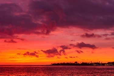 dramatic Kailua Kona sunset
