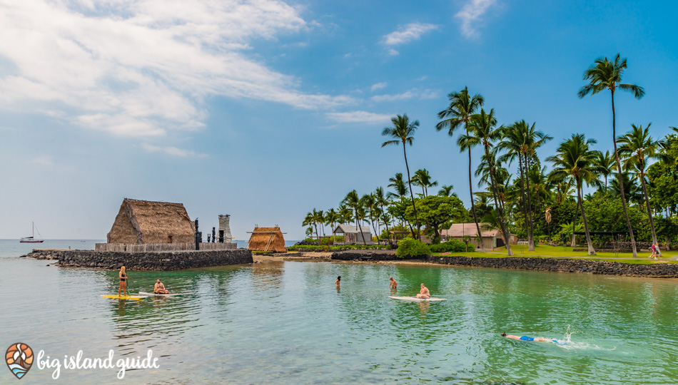 Paddle boarding and snorkeling at Kamakahonu Beach (King Kam Beach)