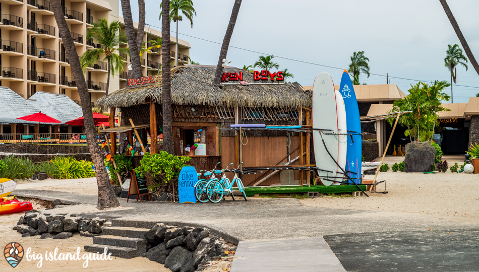 Kona Boys Shack at Kamakahonu Beach (King Kam Beach)