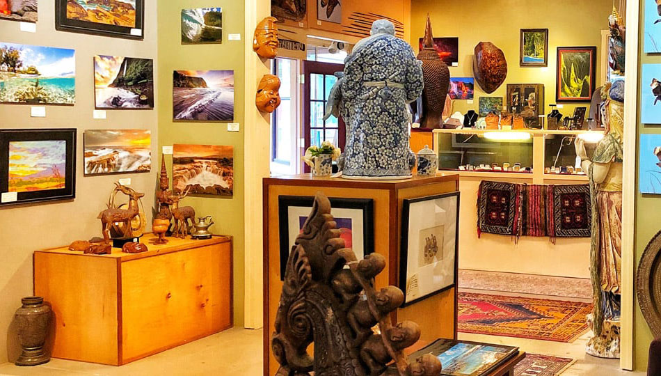 Wishard Gallery in Hawi Hawaii