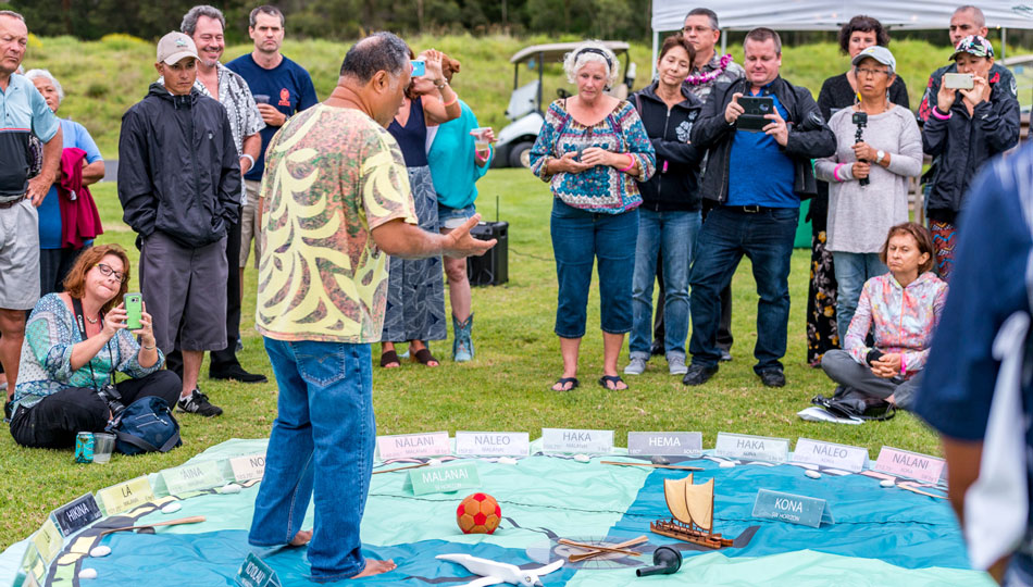 Kalepa Baybayan Speaking at the Makani Stargazing Event